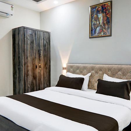 Super Townhouse Gls International Hotel Lucknow Ngoại thất bức ảnh