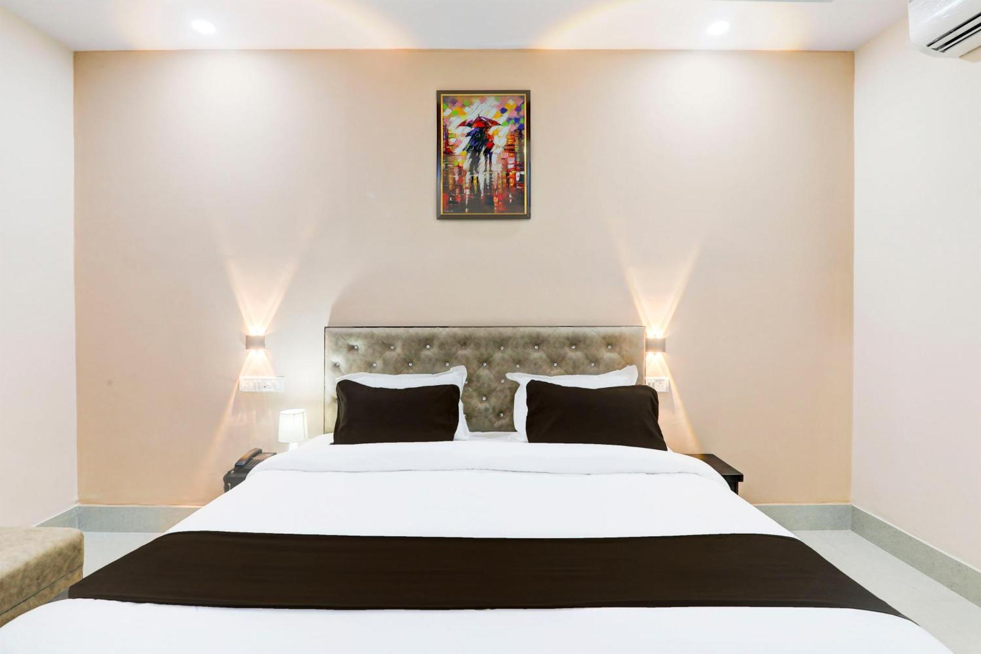 Super Townhouse Gls International Hotel Lucknow Ngoại thất bức ảnh