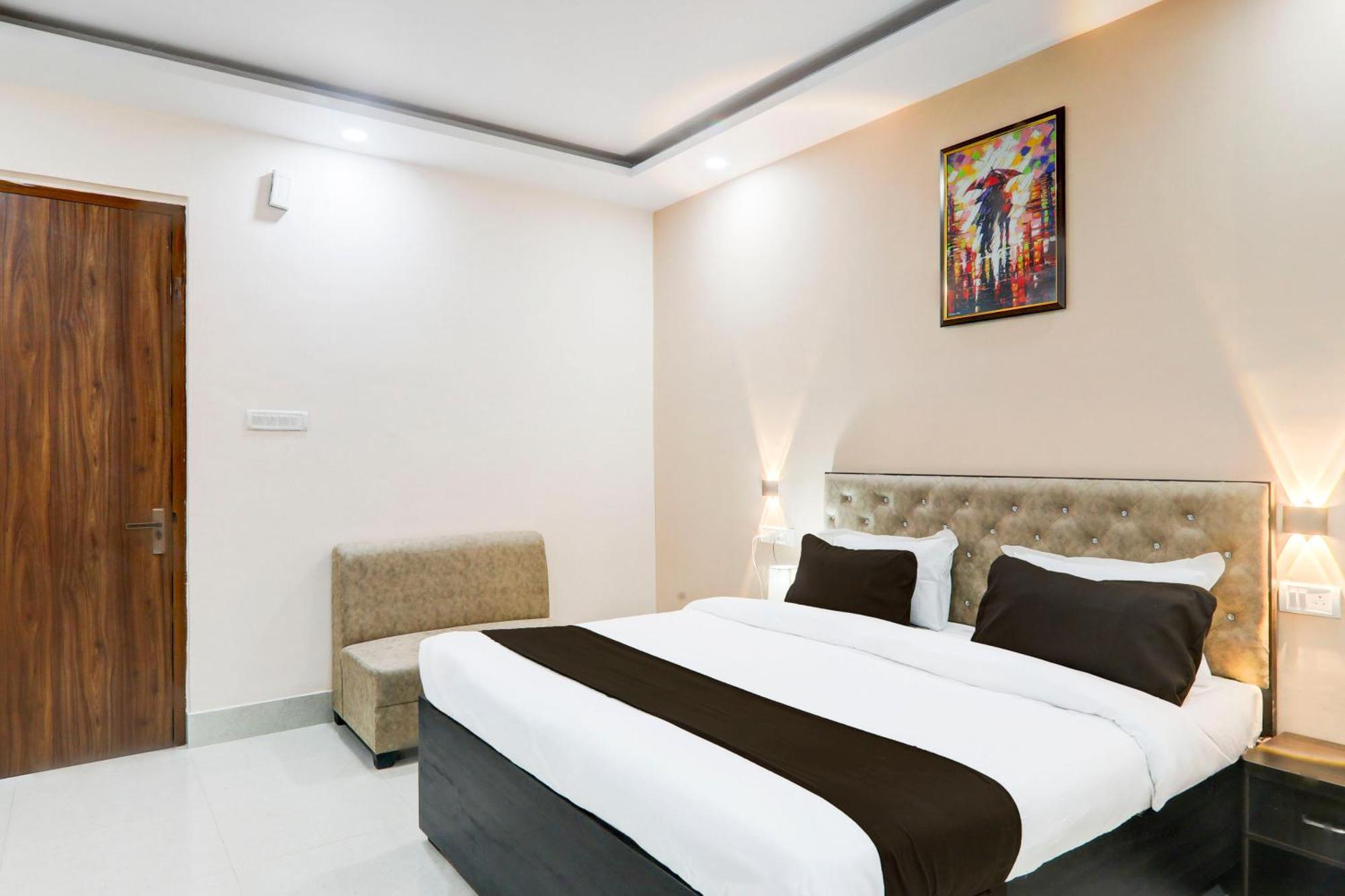 Super Townhouse Gls International Hotel Lucknow Ngoại thất bức ảnh