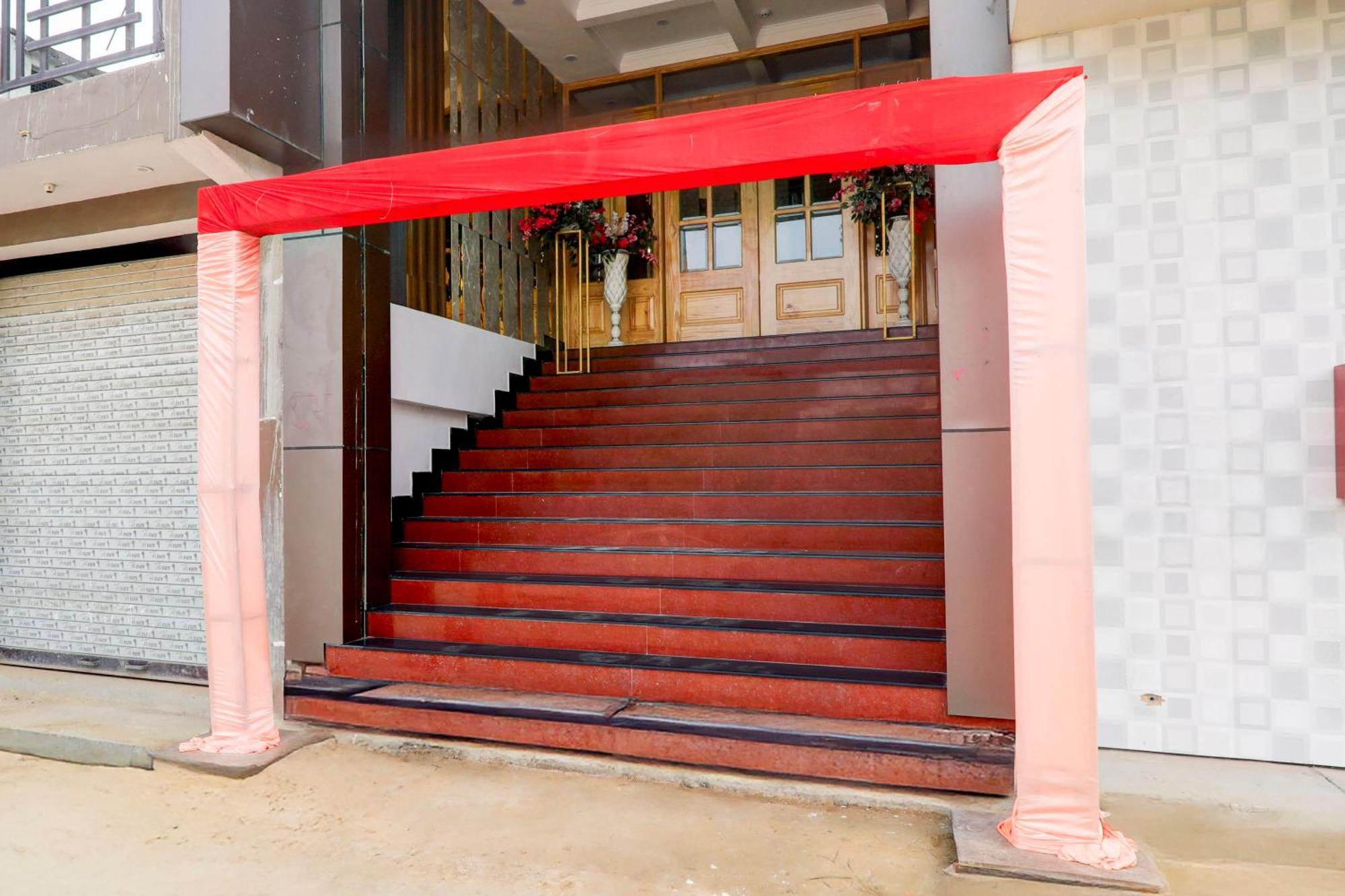 Super Townhouse Gls International Hotel Lucknow Ngoại thất bức ảnh